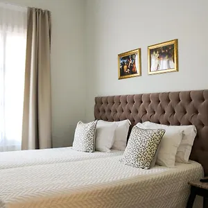 Hotel 9 Muses **