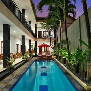 Graha Wedha Kuta By Kamara 2* Kuta (Bali)