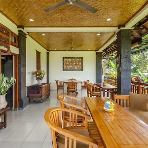 2* Hotel Kama Bisma